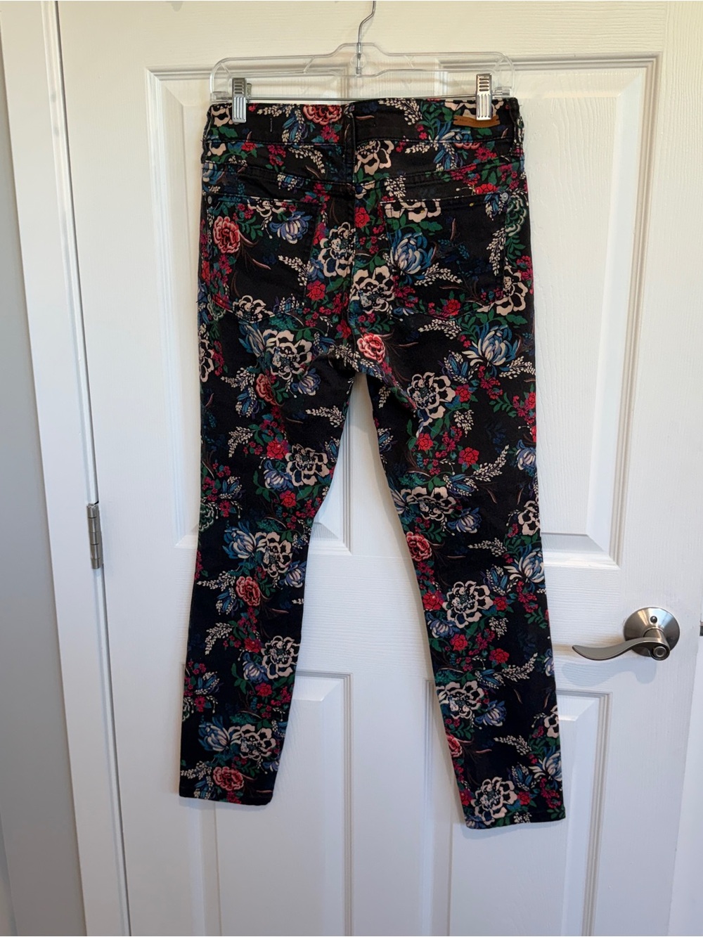 Pilcro Mid-Rise Skinny Ankle Jeans - Picture 4 of 7